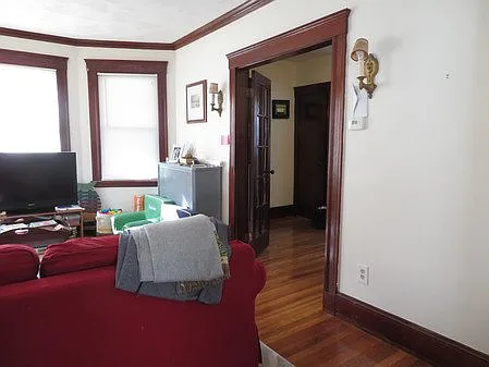 Eliot Cres — Photo 12