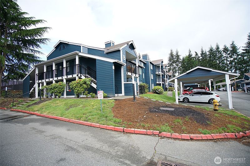 3rd image of 215 SW 100th Street #B-102