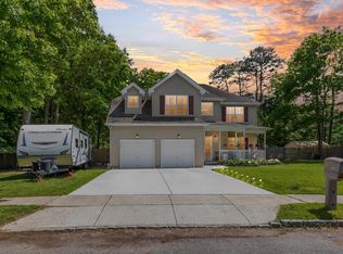 108 Suffolk Rd, Egg Harbor Township, NJ 08234