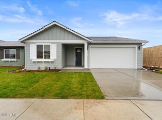 4877 E Dorado Ave, Post Falls, ID 83854