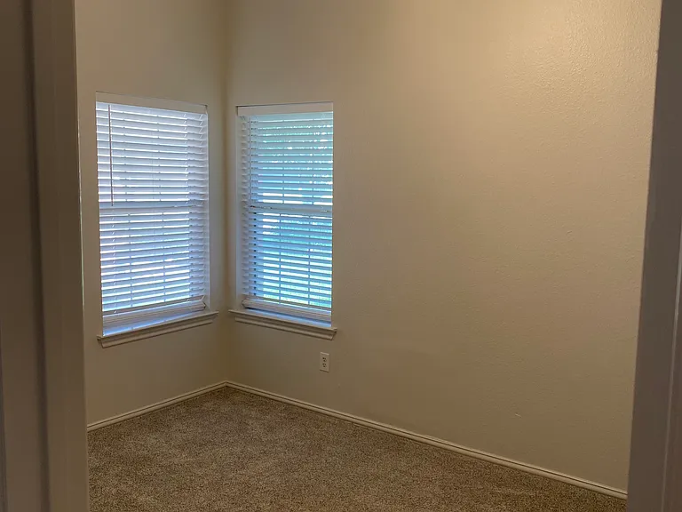 116 Lipan St — Photo 6