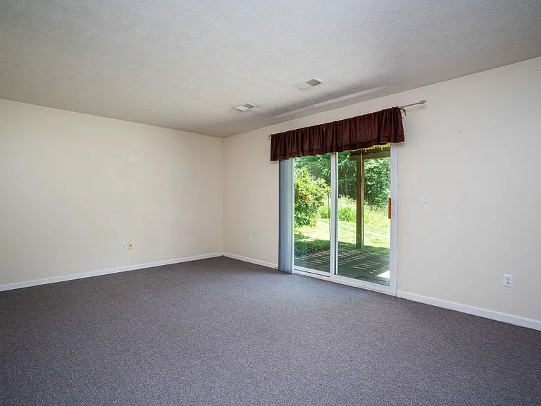 970 Ada Place Dr SE — Photo 17