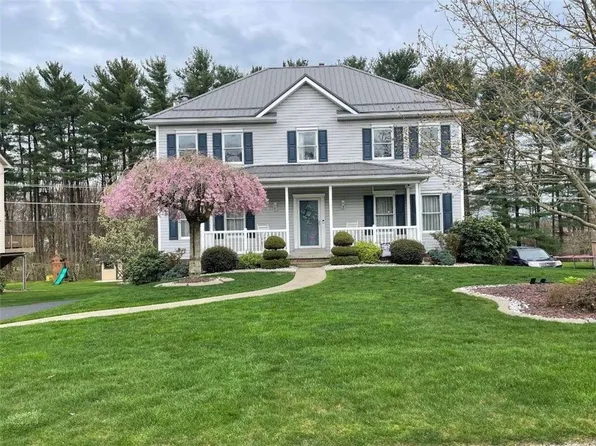 113 Pagano Dr, New Stanton, PA 15672