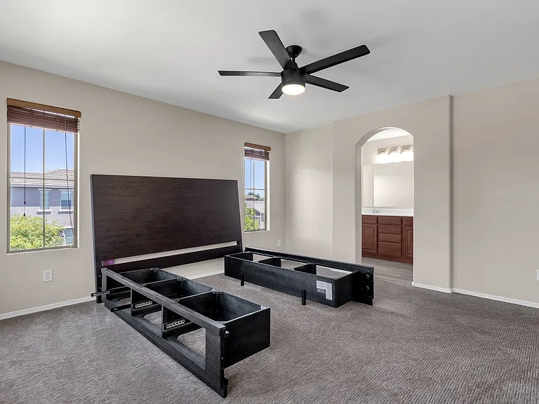 4365 E Morrow Dr — Photo 11