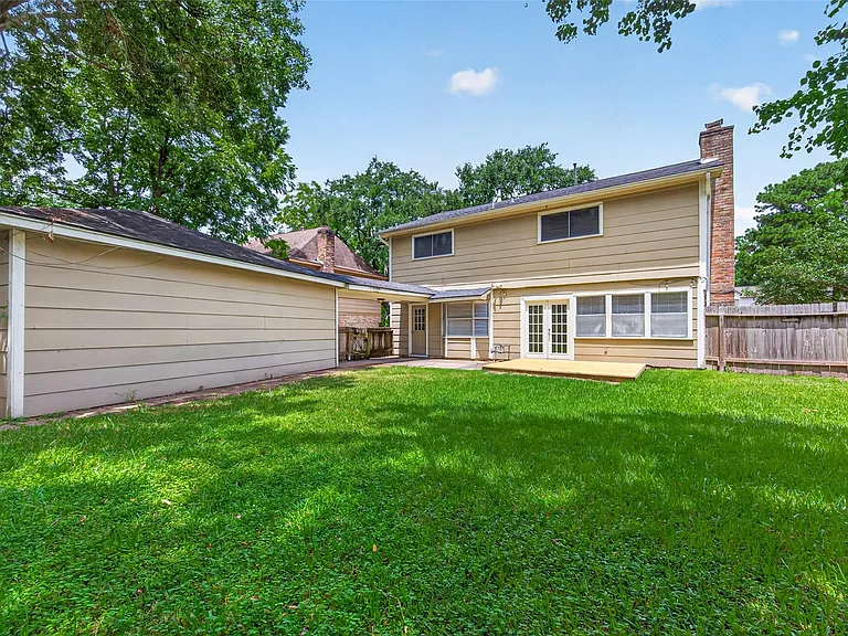 6715 Greenvale Ln — Photo 41