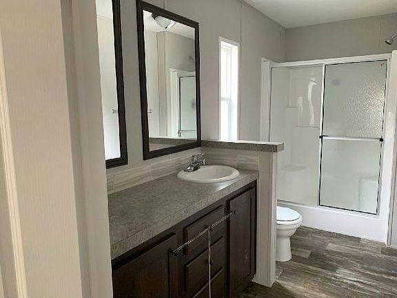 5th image of 9324 Victoria Ln #413