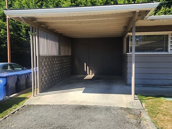2nd image of 1020 S 16th St #10205