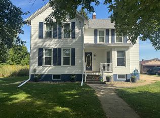523 E Wells St, Geneseo, IL 61254