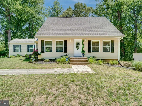 20 Floyd Ln, Stafford, VA 22554