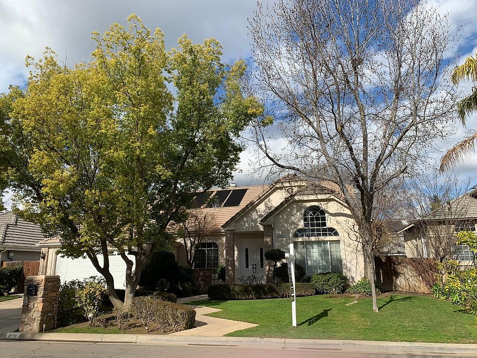1st image of 1022 E Niles Ave