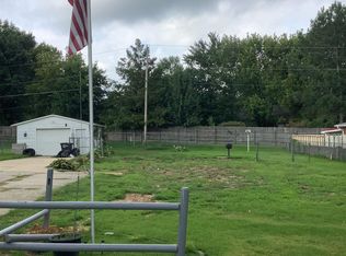 118 Iroquois Dr, Paducah, KY 42001