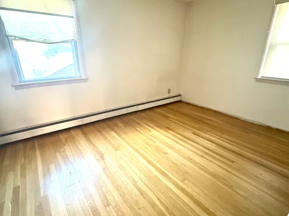 49 Terrace Avenue image 4 of 15