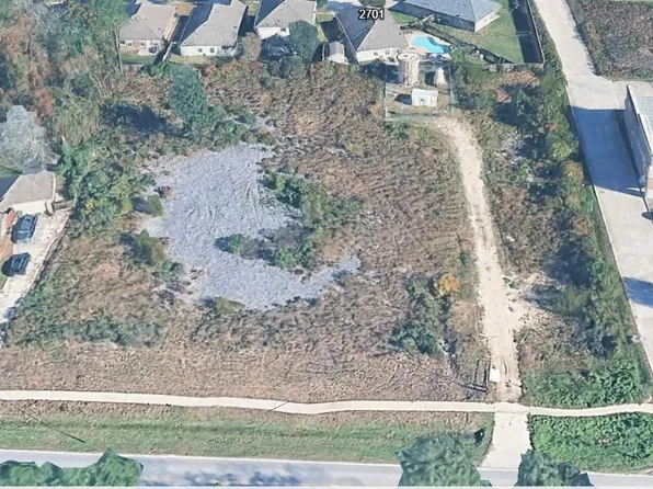 Mills Branch Rd, Kingwood, TX 77345