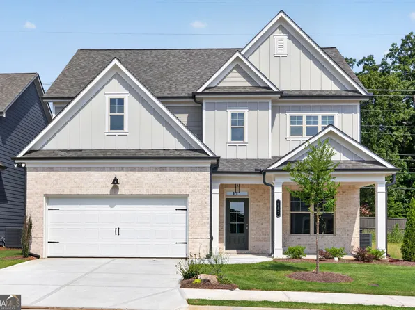 982 Homepark Cir, Buford, GA 30518