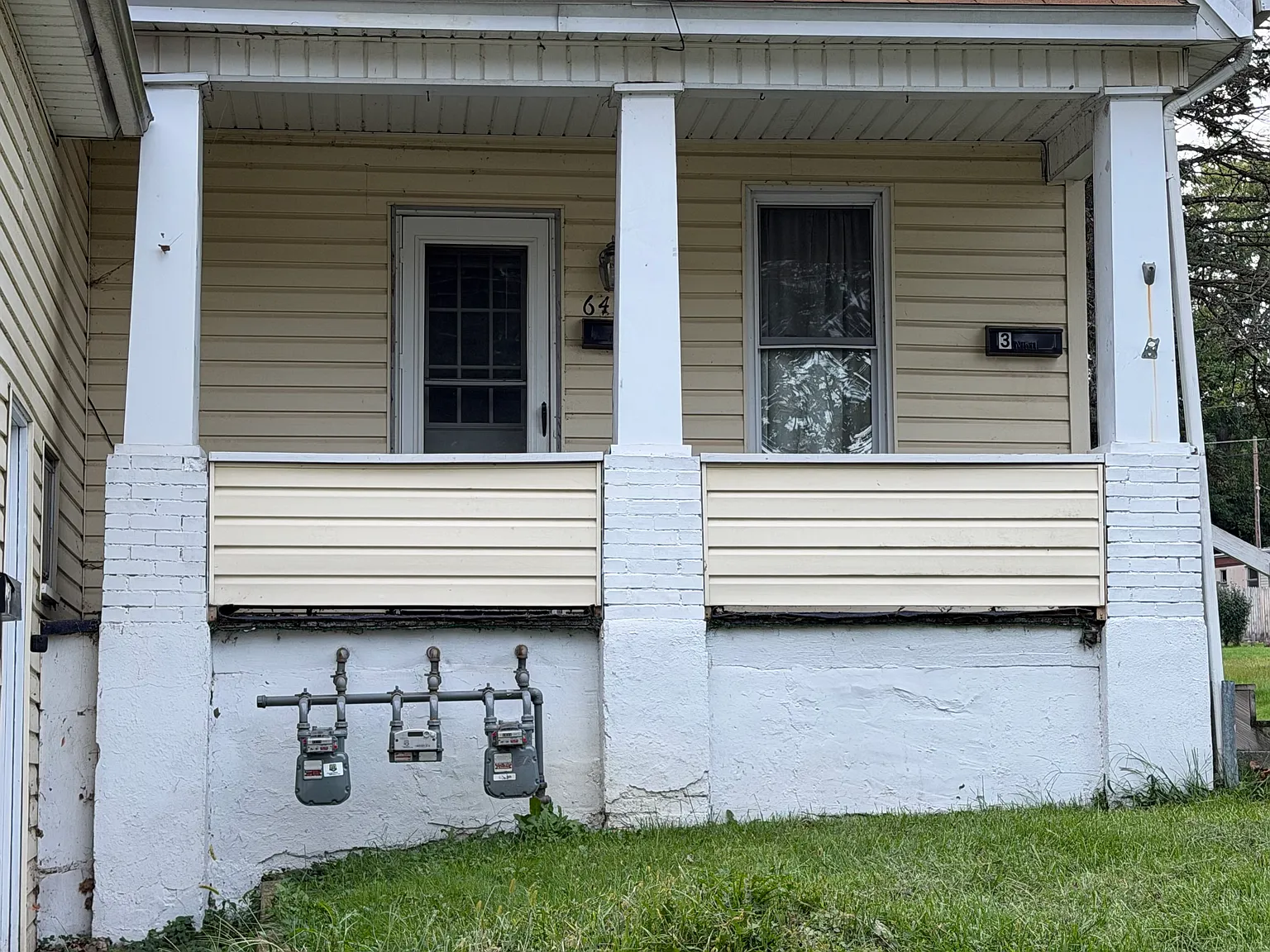 1 bed, 886 sqft, $750 — Photo 1