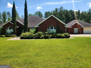 453 Lollie Dr, Dublin, GA 31021