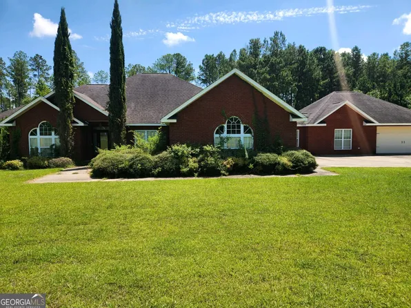 453 Lollie Dr, Dublin, GA 31021