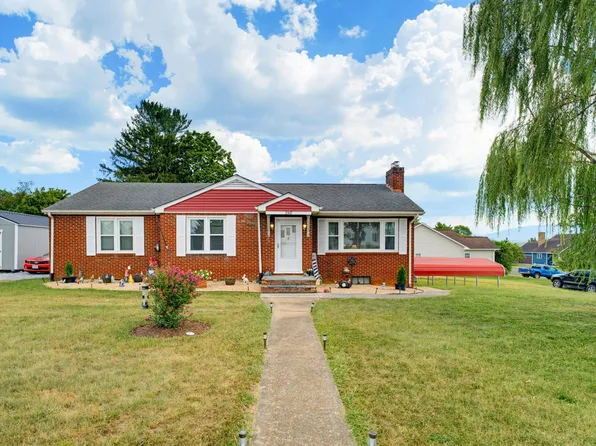 248 Stuart Ave, Stuarts Draft, VA 24477
