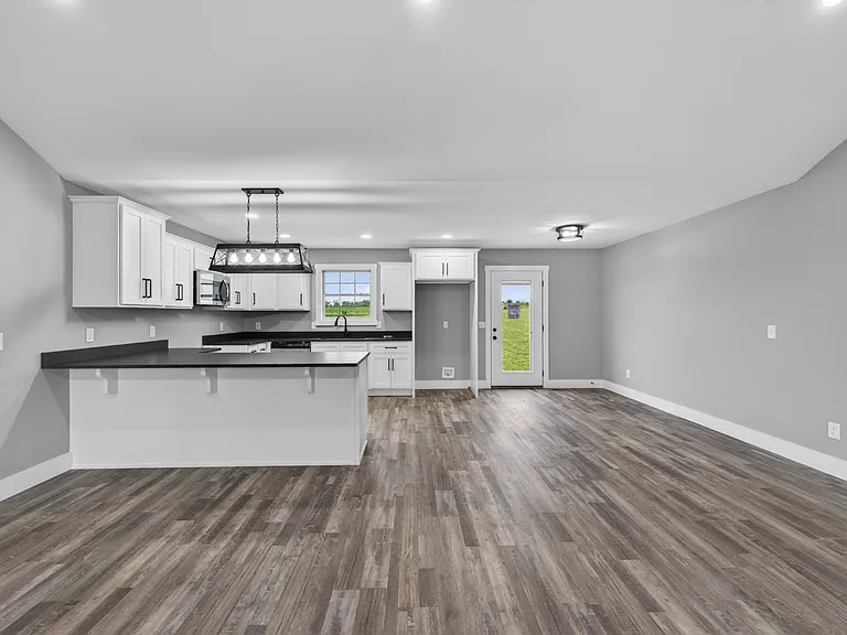 10299 Smiths Grove Scottsville Rd — Photo 10