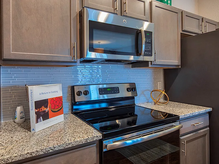New Modern Energy Star Built in Microwave