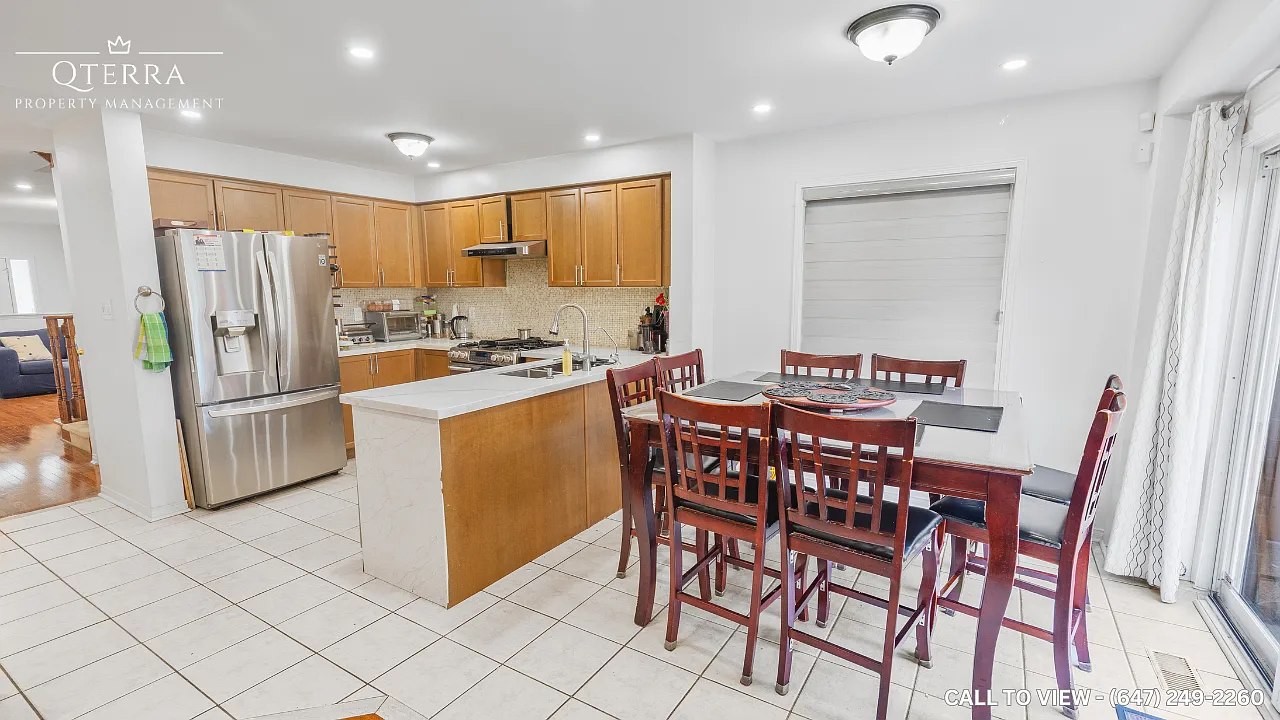 4 bed, 1950 sqft, $3,195 — Photo 4