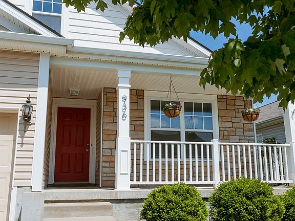 2nd image of 936 Applecross Dr
