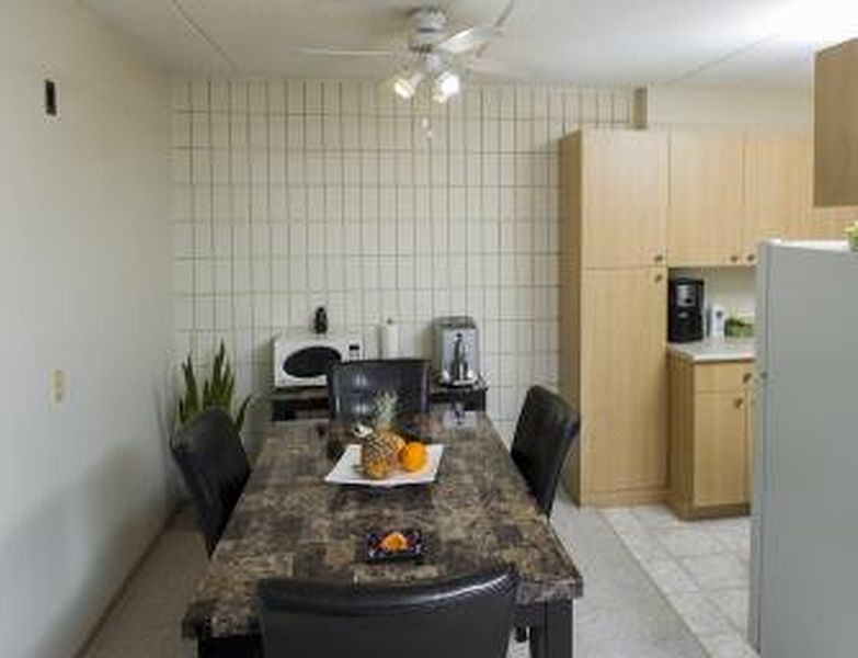 Winnipeg Apartment for rent - 1 Bedroom — photo 7