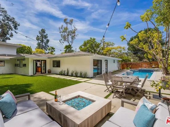 874 N Norman Pl, Los Angeles, CA 90049