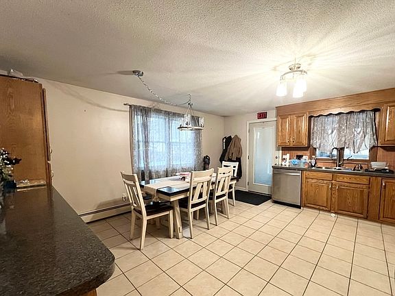 4th image of 107 Enfield St