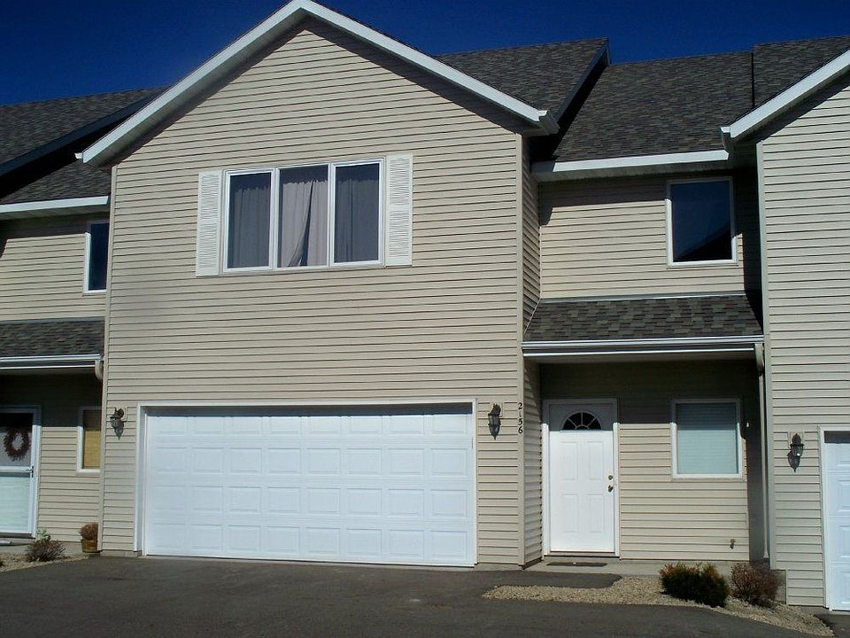 For Rent: 2156 Willow Trail, North Mankato, MN 56003