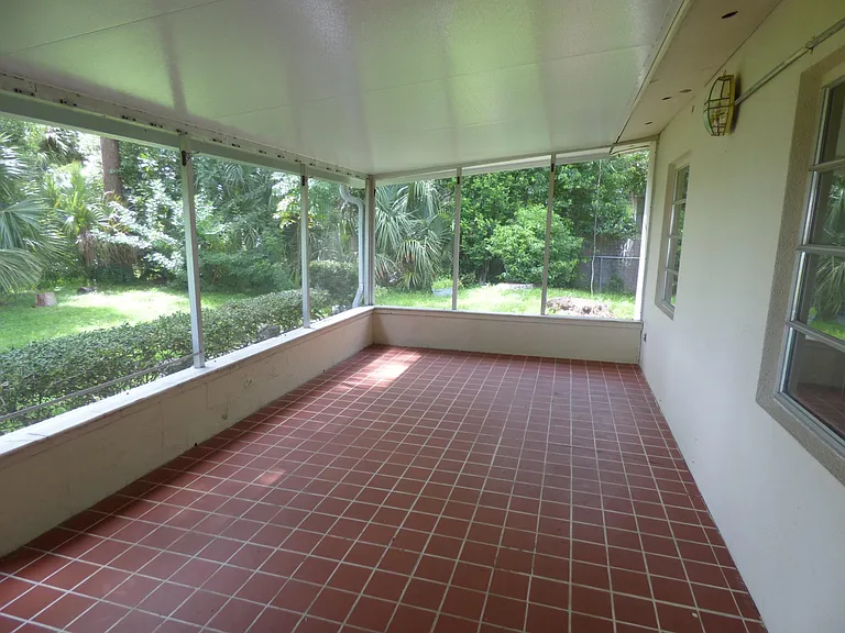 1266 W Wellington Dr — Photo 10