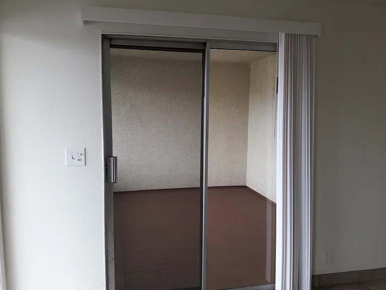 1329 W Civic Center Dr — Photo 1