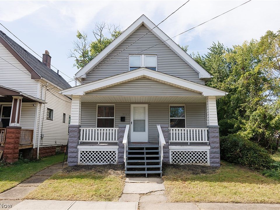 1st image of 3152 W 68th St