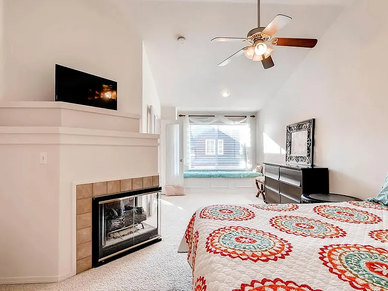 6506 Silver Mesa Dr #C — Photo 28