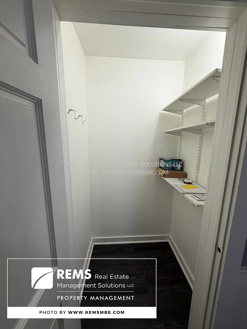 813 Williamson Street — Photo 3