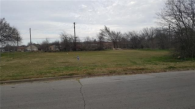1st image of 5529 Bong Dr