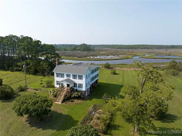 1057 Old Garden Creek Rd, Mathews, VA 23109