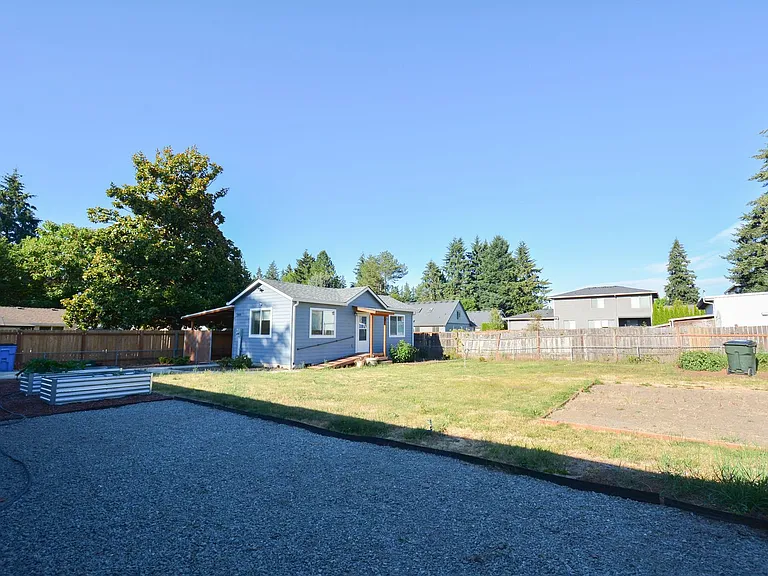 2911 NE 124th Ave — Photo 17