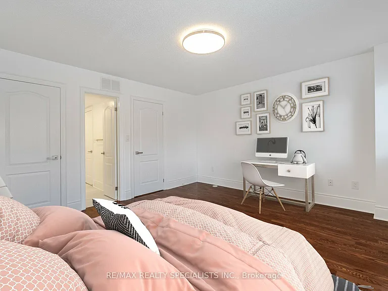 8C Clairtrell Rd — Photo 26