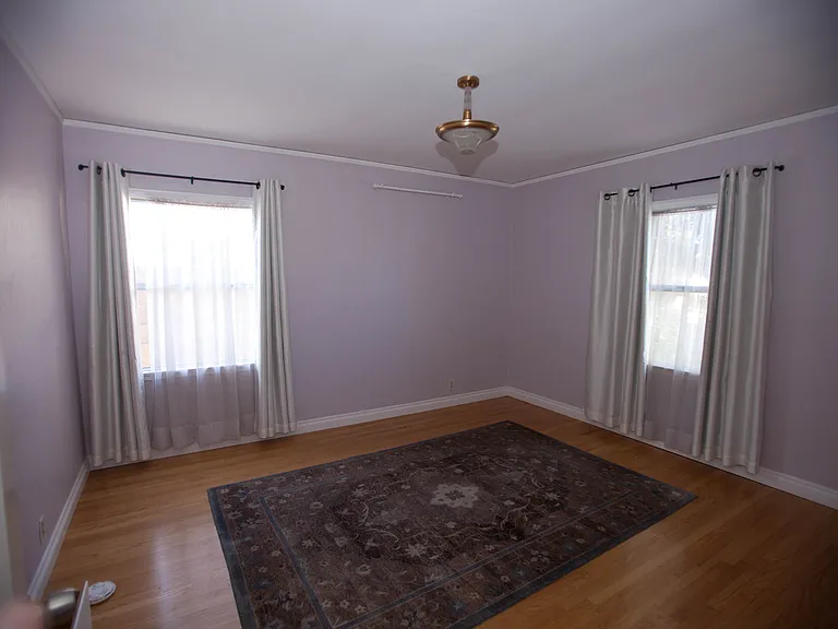404 E Orange St — Photo 16