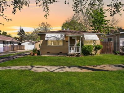 4517 53rd St, Sacramento, CA, 95820
