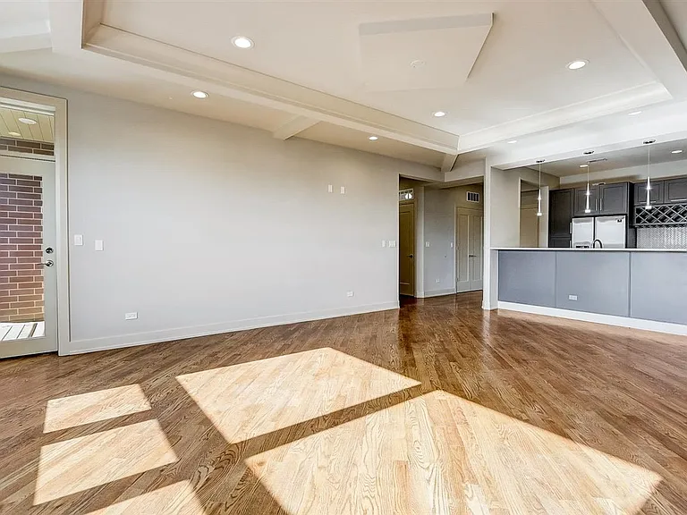 6349 S Woodlawn Ave #2C — Photo 5
