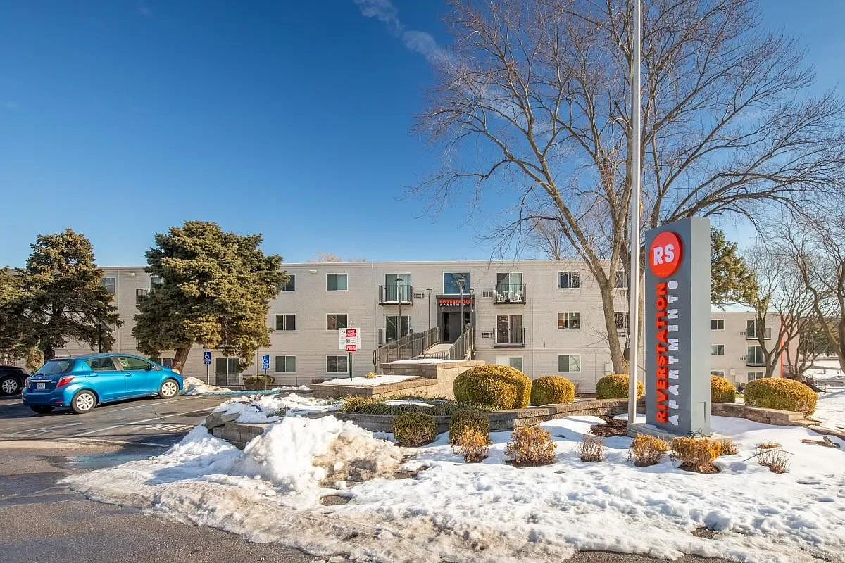 Riverstation Apartments — Photo 1