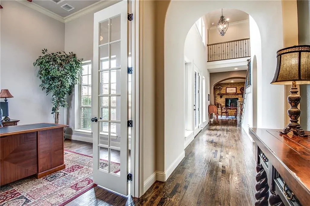 4 bed, 4115 sqft, $5,000 — Photo 3