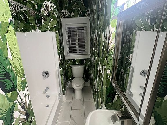 3rd image of 906 Pacific Ave #640