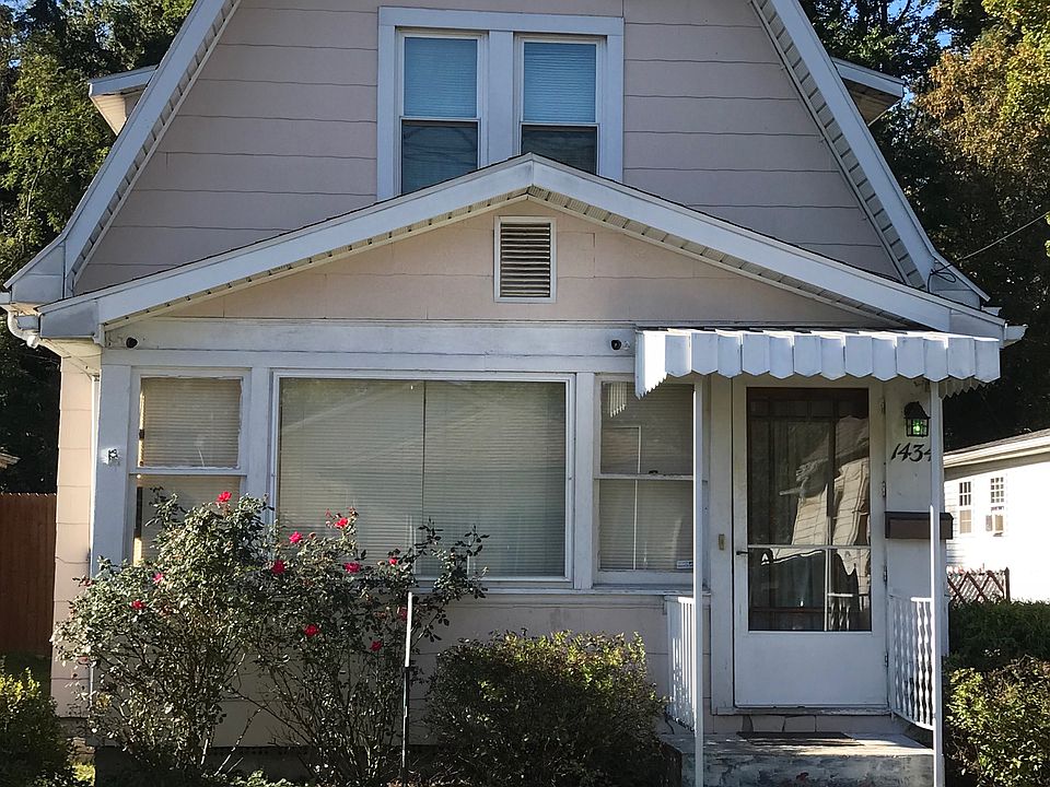 1st image of 1434 30th St