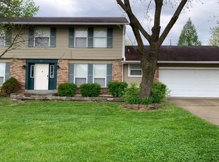 22 Spencer Trl, Saint Peters, MO