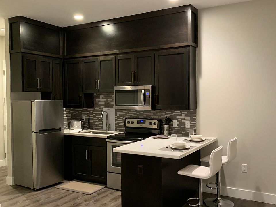 1st image of 445 Main St APT 216