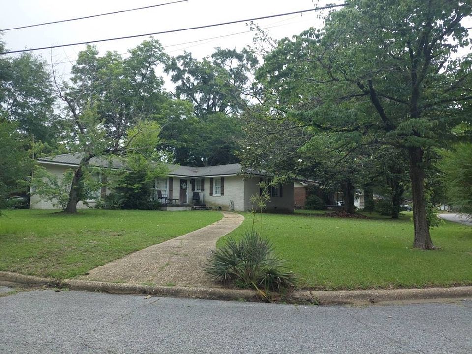 1st image of 304 32nd Pl E
