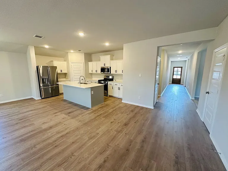 524 Hickory Ridge Dr — Photo 5